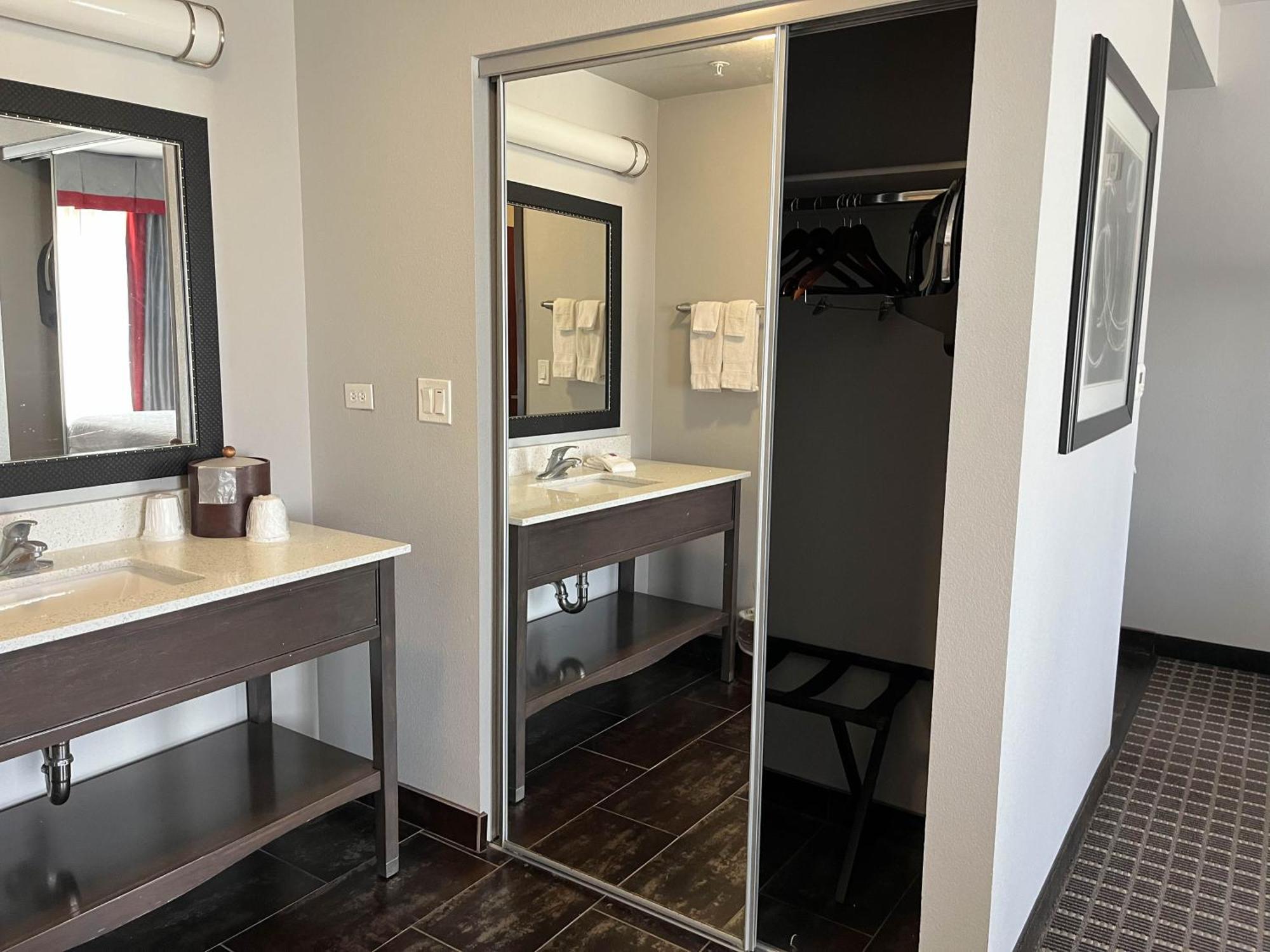 Quality Inn & Suites Піерсолл Екстер'єр фото