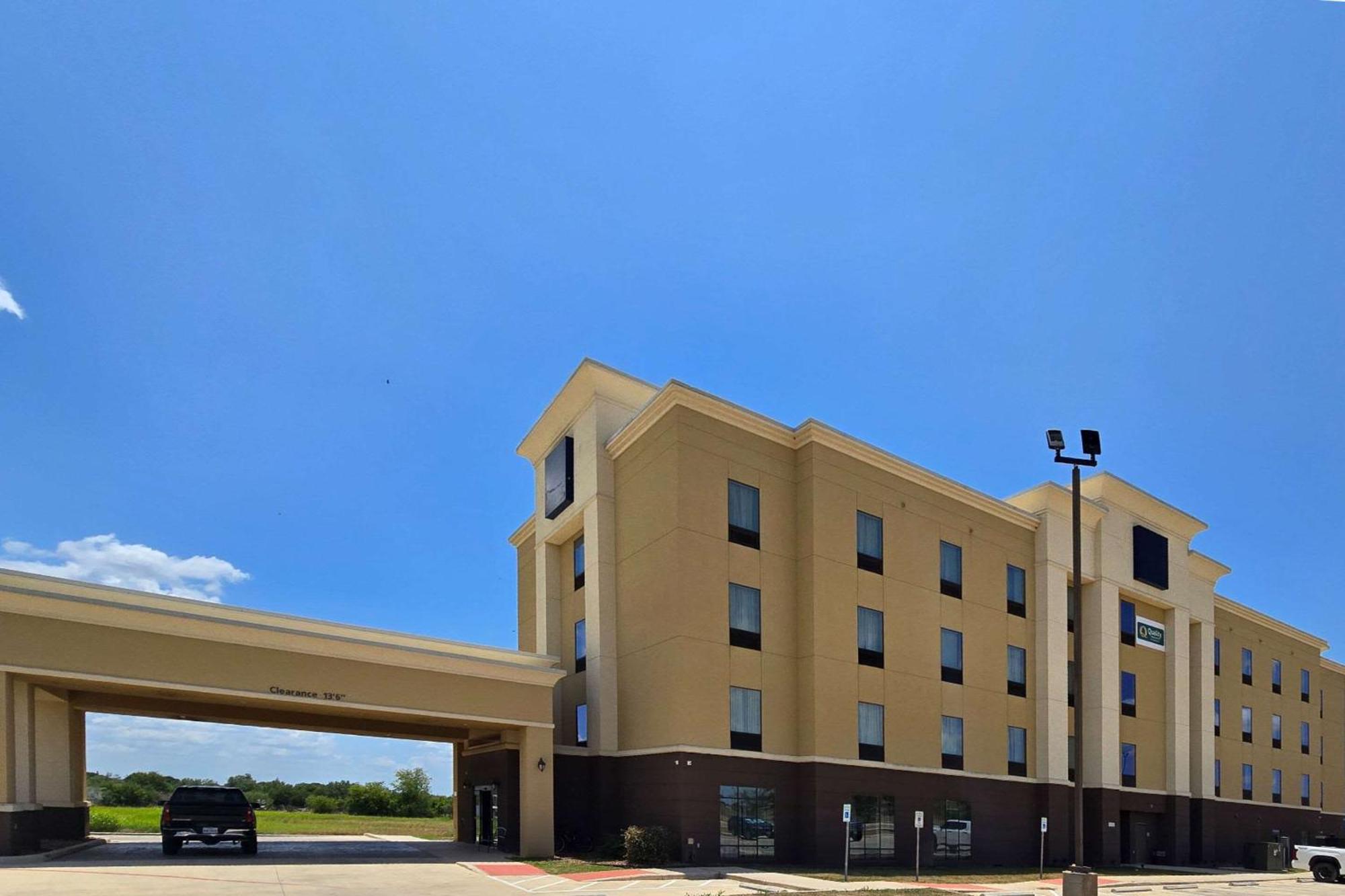 Quality Inn & Suites Піерсолл Екстер'єр фото